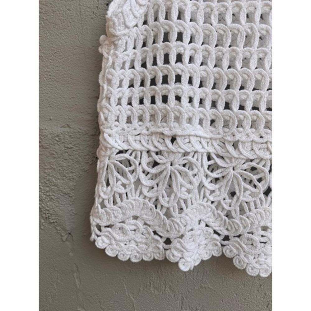Ultra Pink Womens White Crochet Sleeveless Top LARGE Boho Lace Scalloped Cottage - Picture 6 of 9